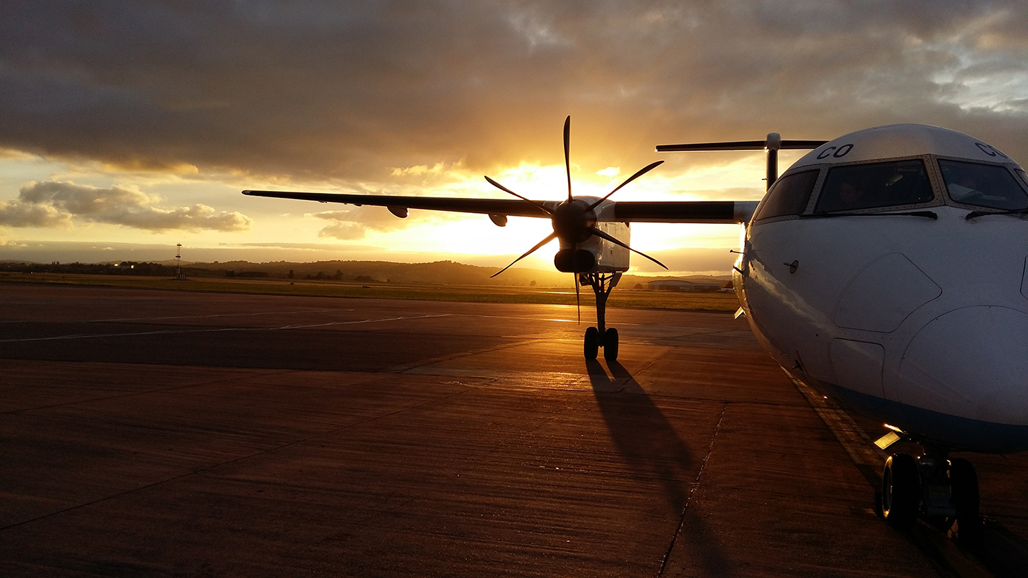 Bombardier-Dash-8